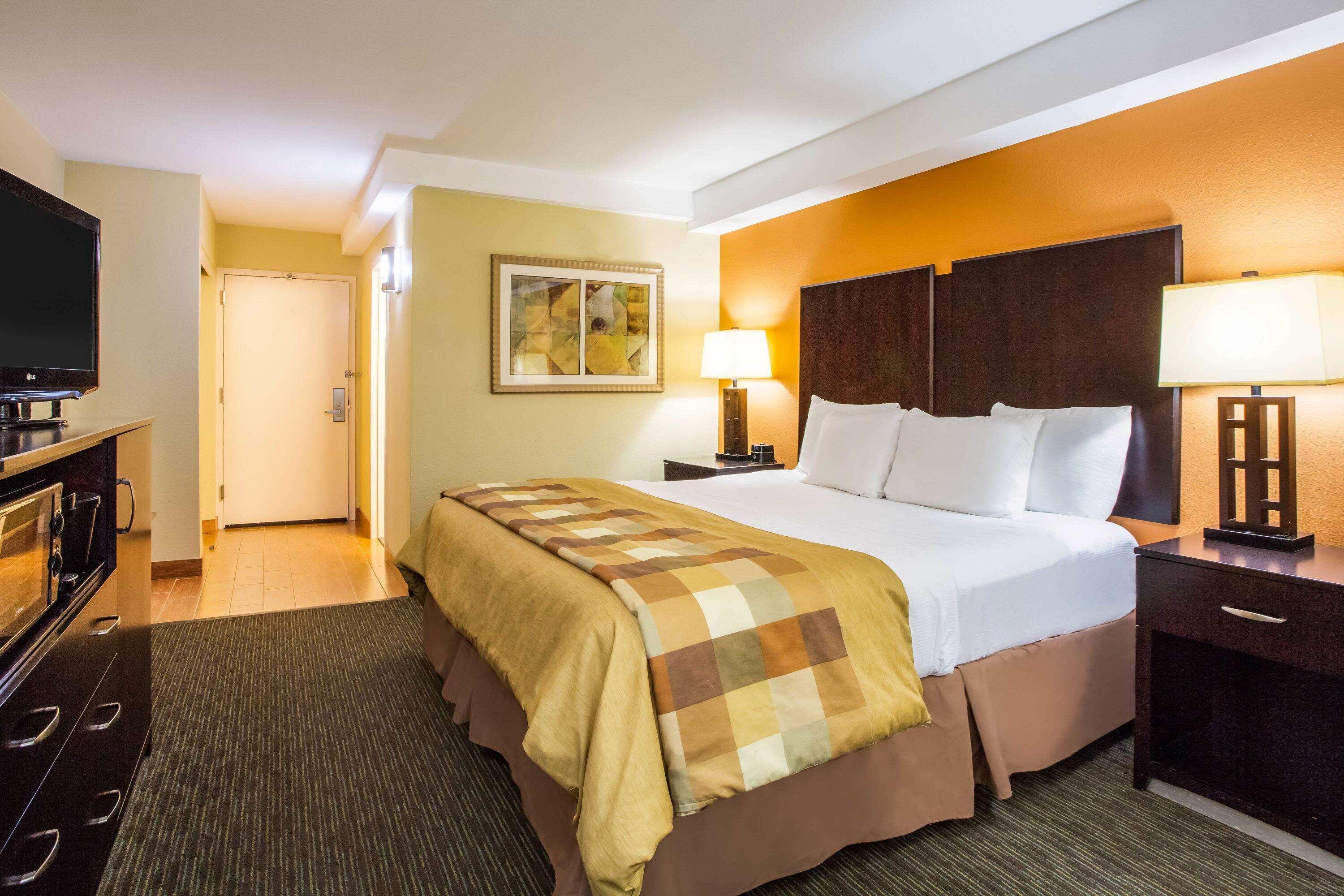 Mainstay Suites Conover-Hickory Exterior photo